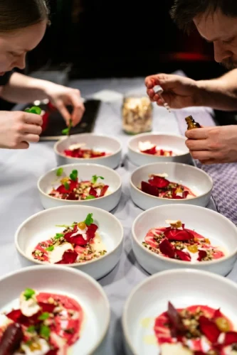 Wuest_Men&uuml;_Hochformat